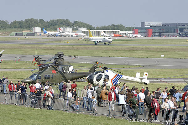 Liege Airport - hélidays